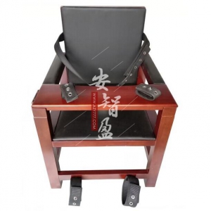 审讯椅：细节里藏着的安全与规范